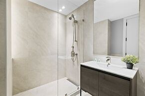 Global Luxury Suites at The Arches