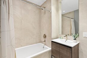 Global Luxury Suites at The Arches