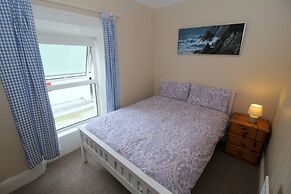 Alcorn's farmhouse 10 mins from beach