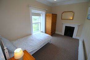 Alcorn's farmhouse 10 mins from beach