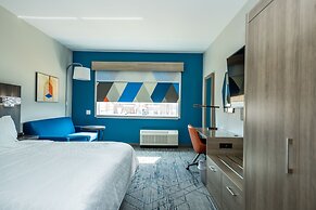 Holiday Inn Express & Suites Charlottesville by IHG