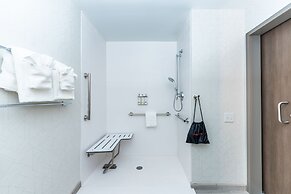 Holiday Inn Express & Suites Charlottesville by IHG