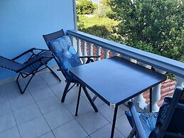 Impeccable 2-bed Apartment in Zaton