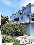 Impeccable 2-bed Apartment in Zaton