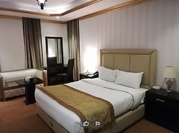 Faletti's Grand Hotel Gujranwala