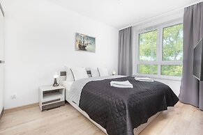 Apartament Deluxe Platany C38 by Renters