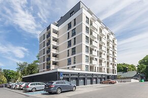 Apartament Deluxe Platany C38 by Renters