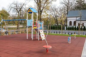 Apartament Deluxe Platany C38 by Renters