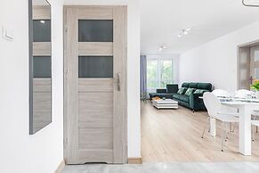 Apartament Deluxe Platany C38 by Renters