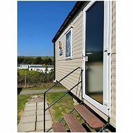Caravan - Sleeps 6 & Parking