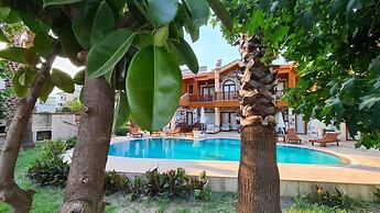 Stunning 10 Bedroom Villa in Dalyan
