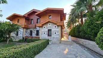 Stunning 10 Bedroom Villa in Dalyan