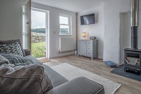 Brook Cottage - 1 Bedroom Cottage - Dale