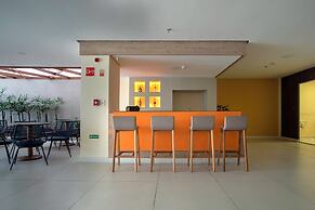 Verano Pajuçara by Tropicalis