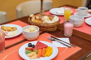 Verano Pajuçara by Tropicalis