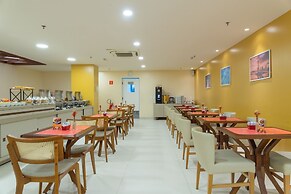 Verano Pajuçara by Tropicalis