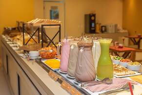 Verano Pajuçara by Tropicalis