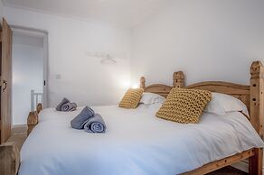 Brook Cottage - 2 Bedroom Cottage - Dale