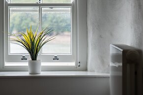 Brook Cottage - 2 Bedroom Cottage - Dale