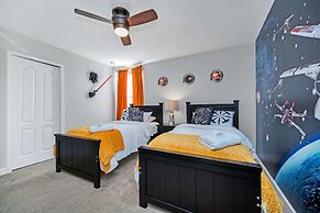 Spacious Home Near Disney