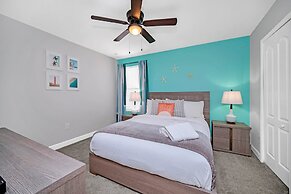 Spacious Home Near Disney