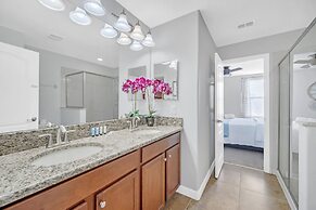 Spacious Home Near Disney