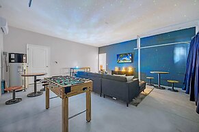 Spacious Home Near Disney