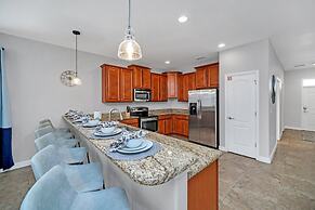 Spacious Home Near Disney