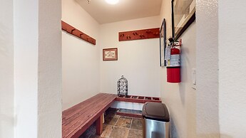 Aspen Creek #215 - Hot Tubs, Near Golf & Hiking