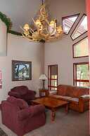 Aspen Creek #119 - Shared Pool, Hot Tub & Bbq!