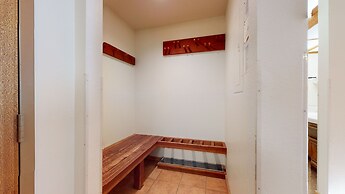 Aspen Creek Shared Amenities - Near Hiking!