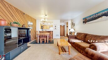 Aspen Creek Shared Amenities - Near Hiking!