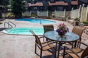 Chamonix #093 - Near Skiing, Hiking & More!