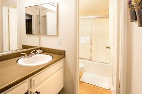 Chamonix - Year-round Fun w/ Shared Pool!