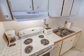 Hidden Valley #027 - Studio w/ Amenities - Walk to Village!