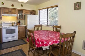 La Vista Blanc #22 - Near Shuttle, BBQ & Pool