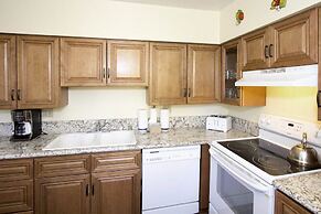 La Vista Blanc #22 - Near Shuttle, BBQ & Pool