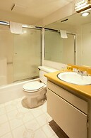 La Vista Blanc #22 - Near Shuttle, BBQ & Pool