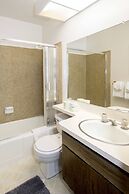 Mammoth Estates - 4 Seasons of Beauty w/ Amenities!