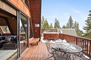 Lakeview Tree House
