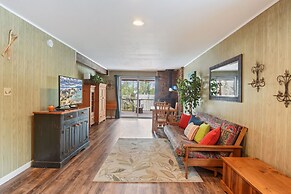 Lakeview Tree House