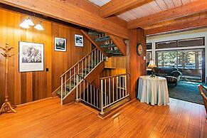 Winterset #02 - Shared Hot Tub & Pool!