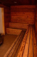 Snowcreek #630 - Near Lakes & Golf!