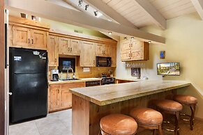 Waters Edge Oasis Shared Pool & Pier Access