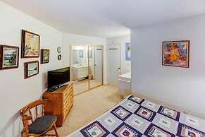 Sherwin Villas #63 - Private Deck & Near Lakes