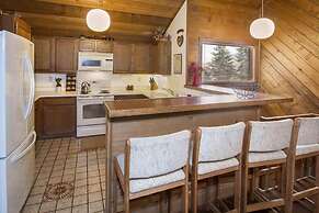 Snowcreek #059 - Near Shuttle & Activities