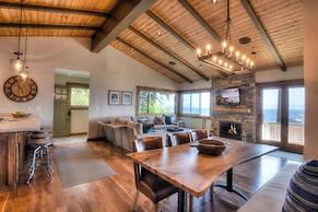 Waters Edge Jewel w/ Lake Views HOA Access!