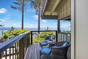 Waters Edge Jewel w/ Lake Views HOA Access!