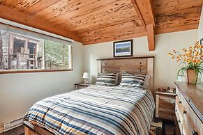 West Shore Haven Near Beach & Outdoor Fun!