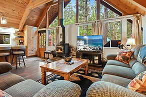 West Shore Haven Near Beach & Outdoor Fun!